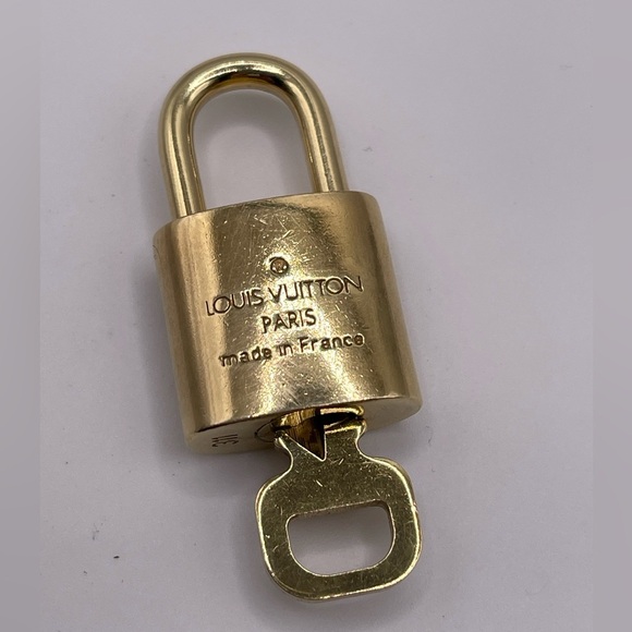 100% Authentic and pre loved Louis Vuitton - Gold Lock and Key set #311 - Picture 2 of 5